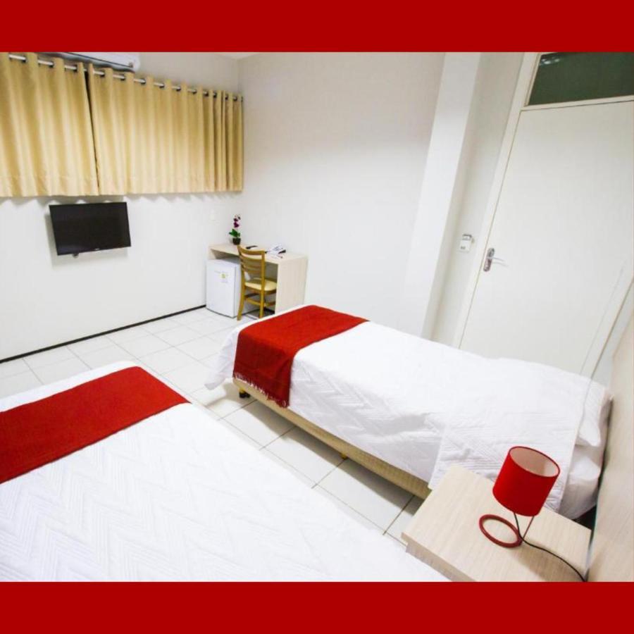 Holiday Hotel Picos المظهر الخارجي الصورة