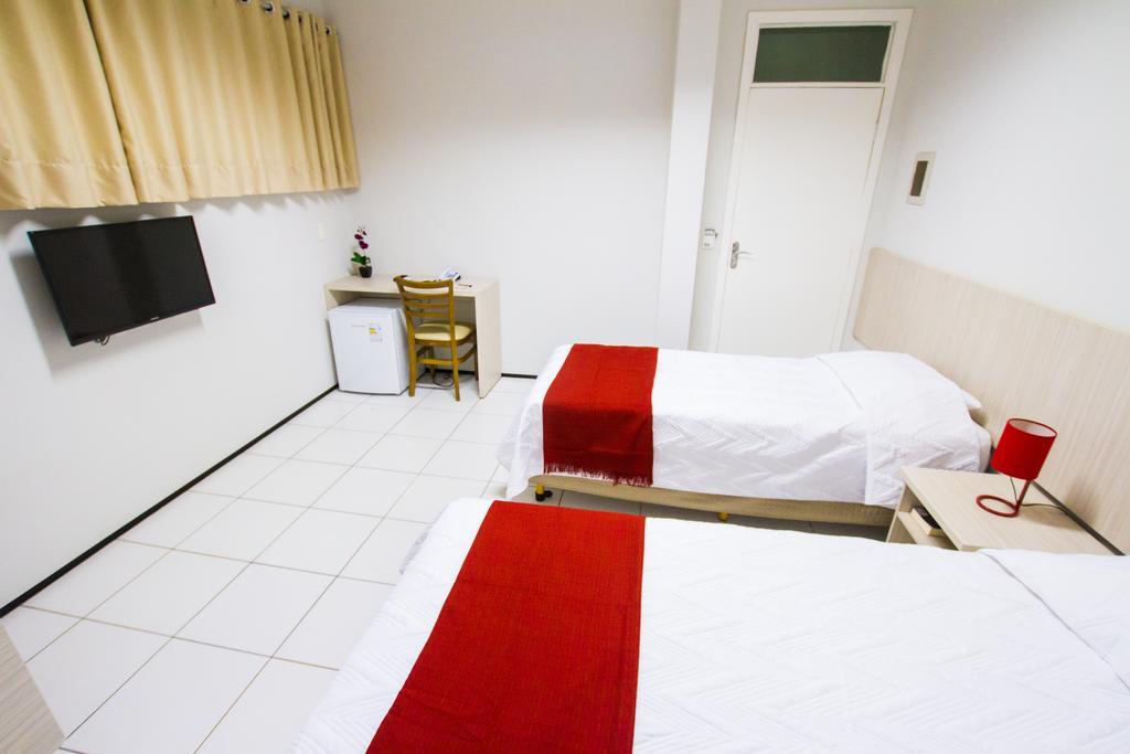 Holiday Hotel Picos الغرفة الصورة