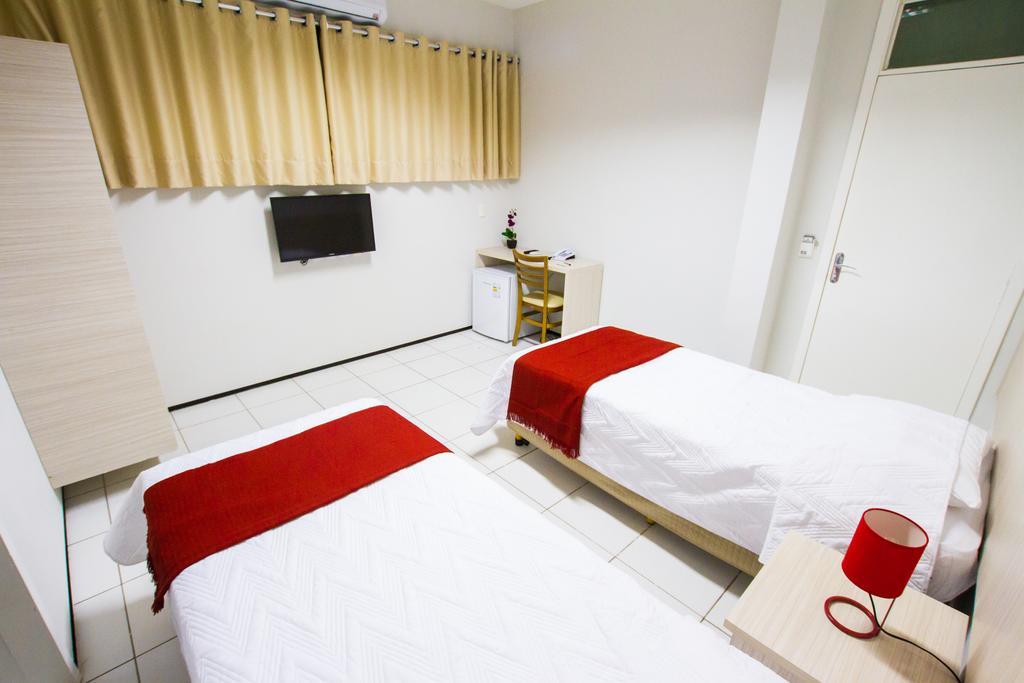 Holiday Hotel Picos الغرفة الصورة