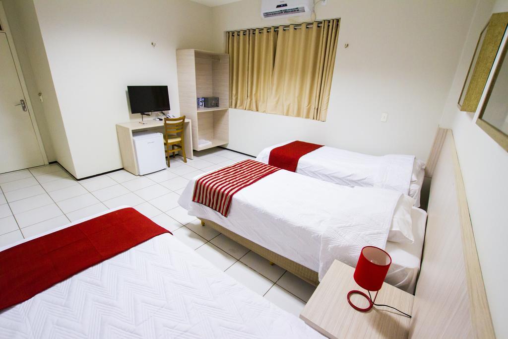 Holiday Hotel Picos الغرفة الصورة