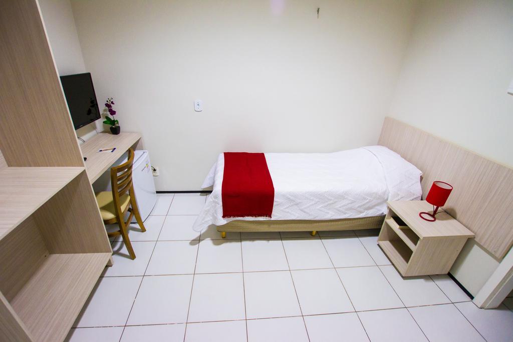 Holiday Hotel Picos الغرفة الصورة