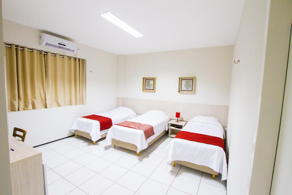 Holiday Hotel Picos الغرفة الصورة